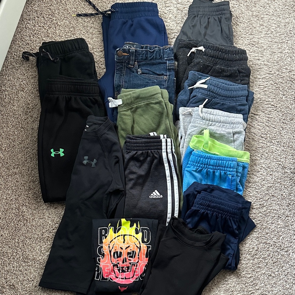 Boys 6/7 bundle! Shorts shirts long sleeve pants jeans athletic small